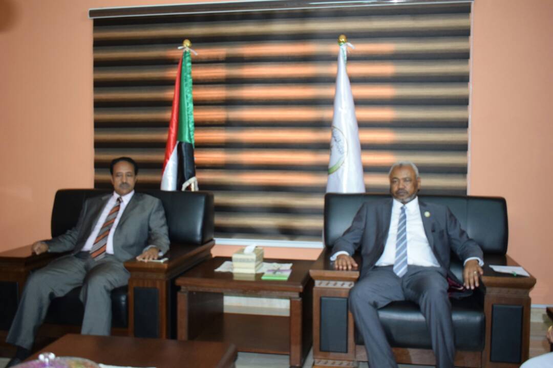 وزير العدل يلتقي النائب العام لجمهورية السودان 