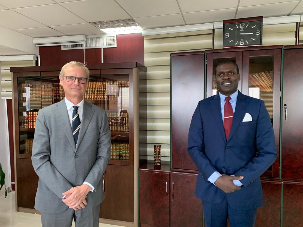 وزير العدل يلتقي المبعوث النرويجي الخاص للسودان وجنوب السودان