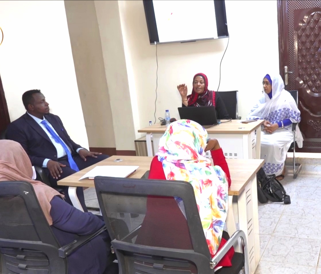 إدارة التدريب بوزارة العدل تنظم  دورة تدريبية حول إجراءات الشراء والتعاقد والتخلص من الفائض