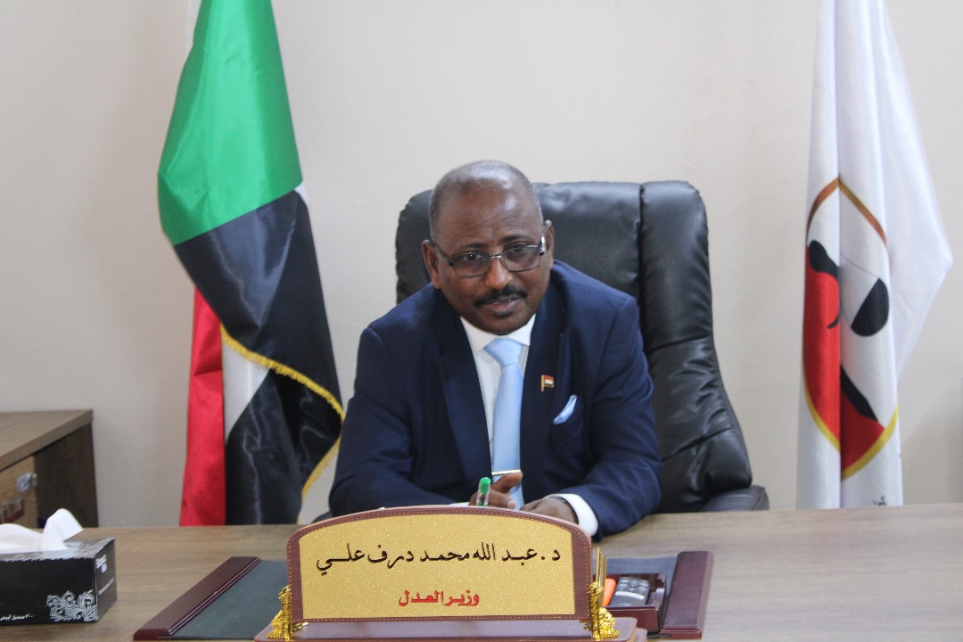 طالب وزير العدل السوداني، الدكتور عبد الله درف، المنظمات الحقوقية الإقليمية والدولية، ومنظمات الأمم 